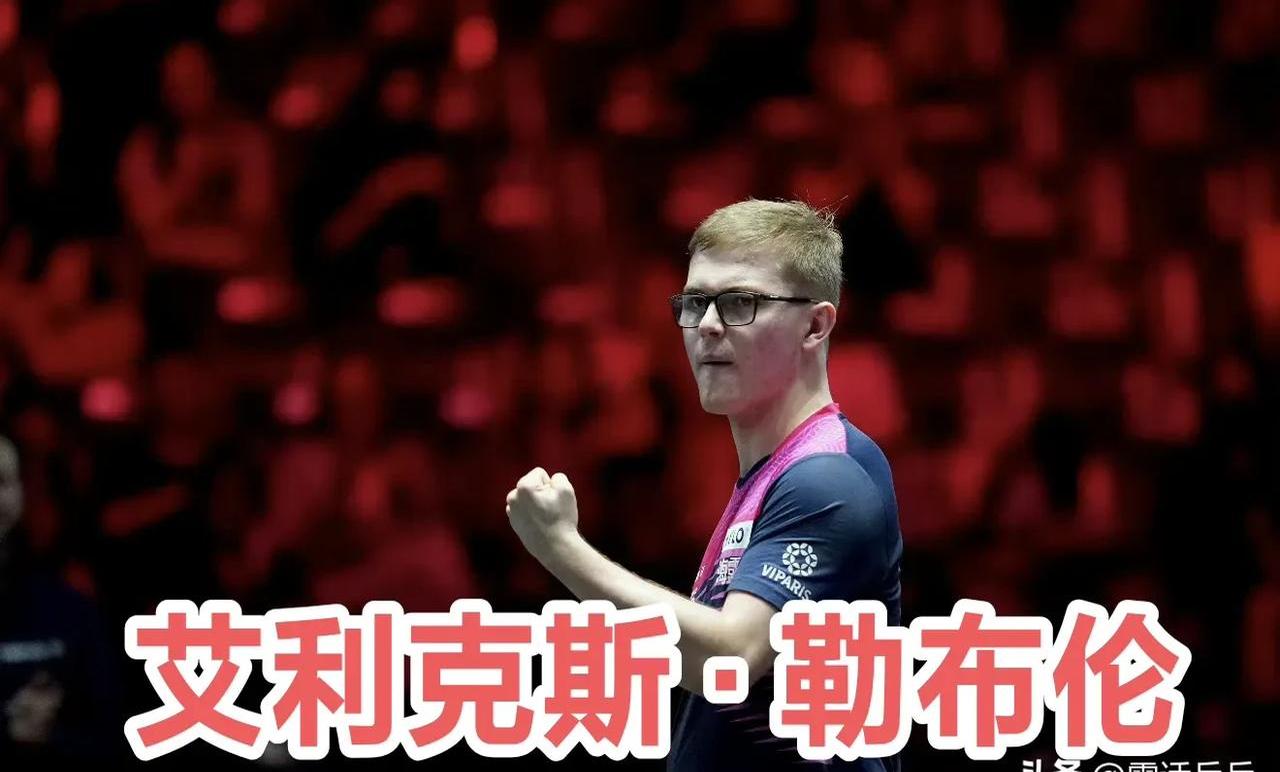 费德勒刷新世界纪录，海港教练激动落泪！